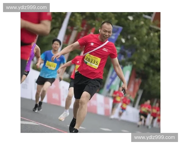 在最后冲刺中跨越终点线书写坚持与速度的胜利篇章人生赛道之上 在最后冲刺中跨越终点线书写坚持与速度的胜利篇章人生赛道之上